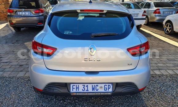 اشتري مستعمل Kia Rio Silver سيارة في Hlotse في Leribe اشتري مستعمل Kia Rio Silver سيارة في Hlotse في Leribe