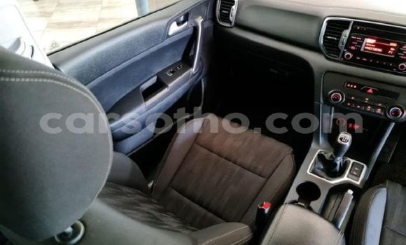 Acheter Occasion Voiture Kia Sportage Blanc à Maseru, Maseru Acheter Occasion Voiture Kia Sportage Blanc à Maseru, Maseru