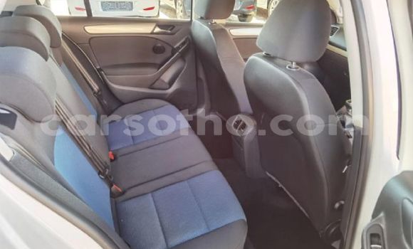 اشتري مستعمل Volkswagen Golf White سيارة في Maseru في Maseru اشتري مستعمل Volkswagen Golf White سيارة في Maseru في Maseru