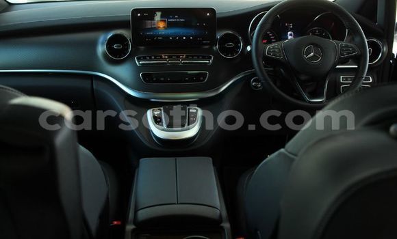 Buy Used Mercedes-Benz V-klasse Other Car in Maseru in Maseru Buy Used Mercedes-Benz V-klasse Other Car in Maseru in Maseru