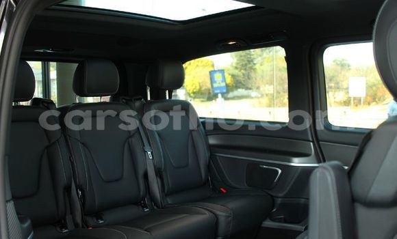 Buy Used Mercedes-Benz V-klasse Other Car in Maseru in Maseru Buy Used Mercedes-Benz V-klasse Other Car in Maseru in Maseru