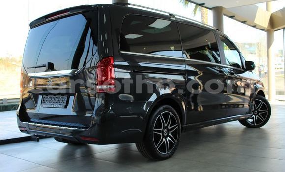 Buy Used Mercedes-Benz V-klasse Other Car in Maseru in Maseru Buy Used Mercedes-Benz V-klasse Other Car in Maseru in Maseru