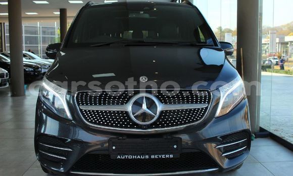 Buy Used Mercedes-Benz V-klasse Other Car in Maseru in Maseru Buy Used Mercedes-Benz V-klasse Other Car in Maseru in Maseru