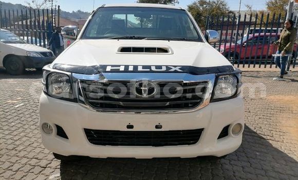 Acheter Occasion Voiture Toyota Hilux Blanc à Maseru, Maseru Acheter Occasion Voiture Toyota Hilux Blanc à Maseru, Maseru
