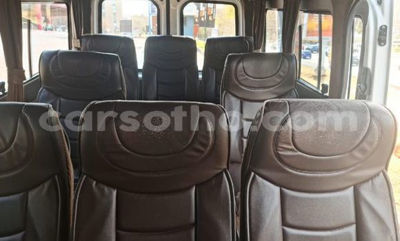 Acheter Occasion Voiture Mercedes-Benz SLK-klasse Blanc à Maseru, Maseru Acheter Occasion Voiture Mercedes-Benz SLK-klasse Blanc à Maseru, Maseru