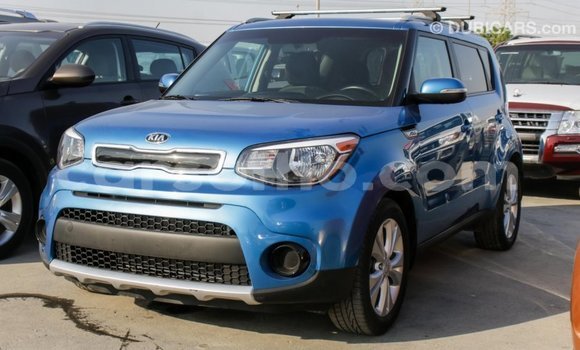 Acheter Import Voiture Kia Soul Bleu à Import - Dubai, Maseru Acheter Import Voiture Kia Soul Bleu à Import - Dubai, Maseru