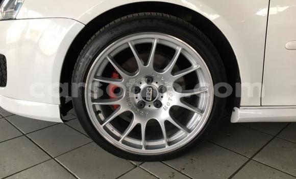 Buy Used Volkswagen Golf White Car in Maseru in Maseru Buy Used Volkswagen Golf White Car in Maseru in Maseru