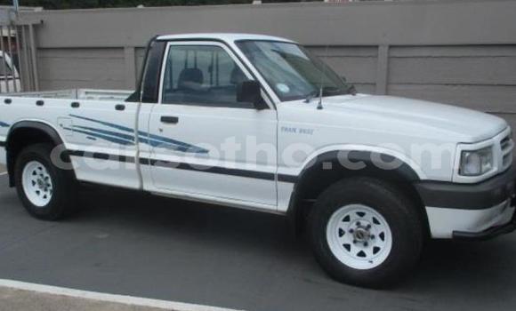 Sayi Na hannu Mazda B–series White Mota in Butha–Buthe a Thaba-Tseka Sayi Na hannu Mazda B–series White Mota in Butha–Buthe a Thaba-Tseka