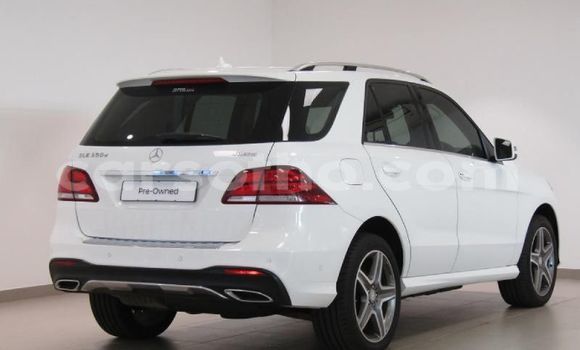 اشتري مستعمل Mercedes-Benz GLE White سيارة في Maseru في Maseru اشتري مستعمل Mercedes-Benz GLE White سيارة في Maseru في Maseru