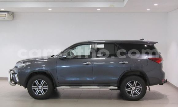 اشتري مستعمل Toyota Fortuner Brown سيارة في Maseru في Maseru اشتري مستعمل Toyota Fortuner Brown سيارة في Maseru في Maseru