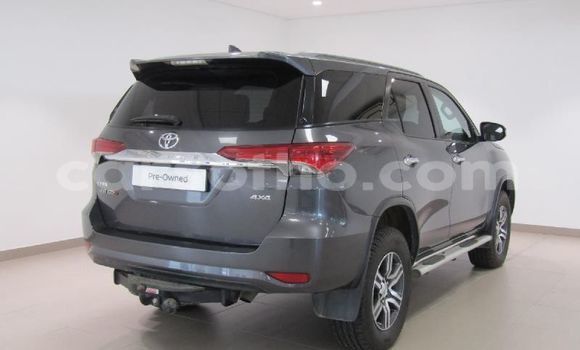 اشتري مستعمل Toyota Fortuner Brown سيارة في Maseru في Maseru اشتري مستعمل Toyota Fortuner Brown سيارة في Maseru في Maseru