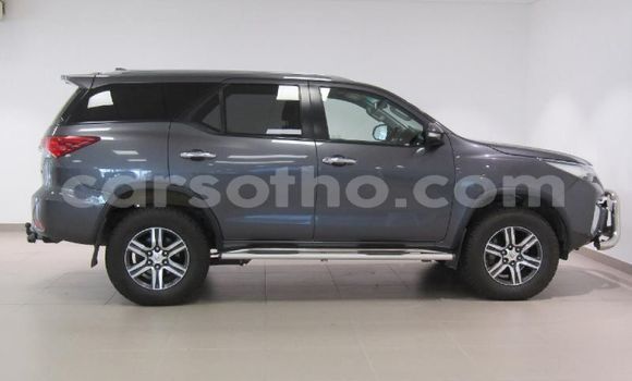 اشتري مستعمل Toyota Fortuner Brown سيارة في Maseru في Maseru اشتري مستعمل Toyota Fortuner Brown سيارة في Maseru في Maseru