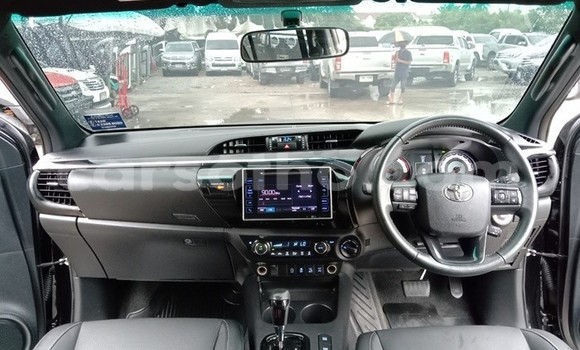 اشتري مستعمل Toyota Hiluxe Revo Black سيارة في Maseru في Maseru اشتري مستعمل Toyota Hiluxe Revo Black سيارة في Maseru في Maseru