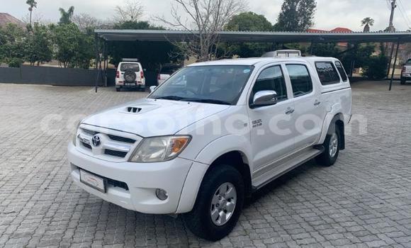 اشتري مستعمل Toyota Hilux White سيارة في Maseru في Maseru اشتري مستعمل Toyota Hilux White سيارة في Maseru في Maseru