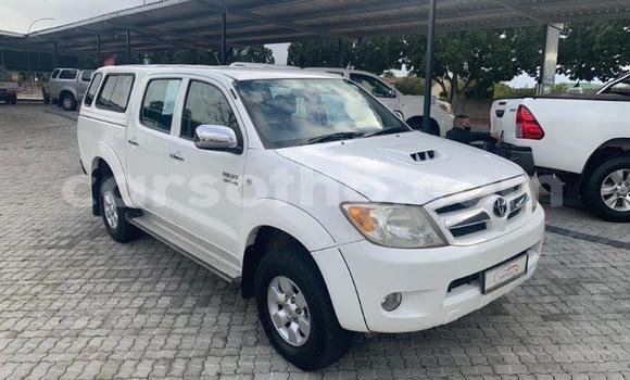 اشتري مستعمل Toyota Hilux White سيارة في Maseru في Maseru اشتري مستعمل Toyota Hilux White سيارة في Maseru في Maseru