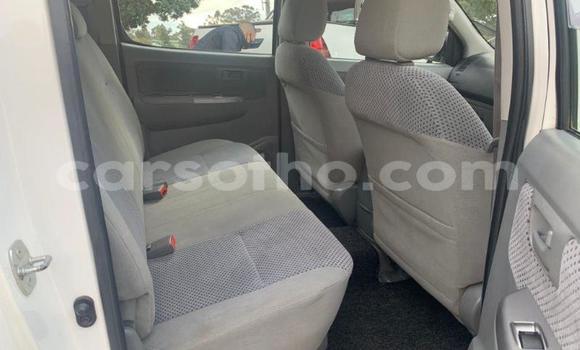 اشتري مستعمل Toyota Hilux White سيارة في Maseru في Maseru اشتري مستعمل Toyota Hilux White سيارة في Maseru في Maseru