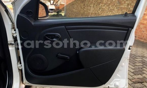 Acheter Occasion Voiture Nissan Pickup Blanc à Maseru, Maseru Acheter Occasion Voiture Nissan Pickup Blanc à Maseru, Maseru