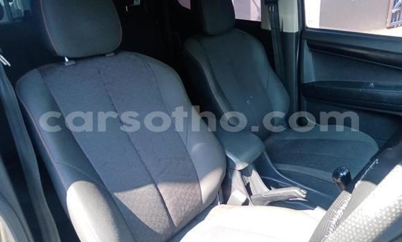 اشتري مستعمل Isuzu KB Silver سيارة في Maseru في Maseru اشتري مستعمل Isuzu KB Silver سيارة في Maseru في Maseru