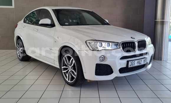 Sayi Na hannu BMW X4 White Mota in Quthing a Butha-Buthe Sayi Na hannu BMW X4 White Mota in Quthing a Butha-Buthe