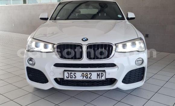 Sayi Na hannu BMW X4 White Mota in Quthing a Butha-Buthe Sayi Na hannu BMW X4 White Mota in Quthing a Butha-Buthe