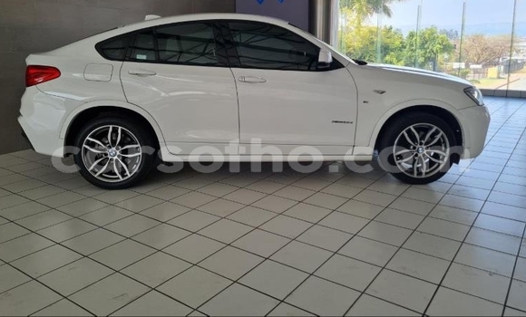Sayi Na hannu BMW X4 White Mota in Quthing a Butha-Buthe Sayi Na hannu BMW X4 White Mota in Quthing a Butha-Buthe