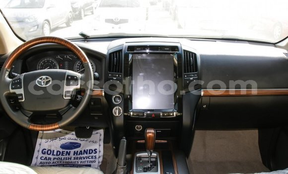 Buy Import Toyota Land Cruiser Other Car in Import - Dubai in Maseru Buy Import Toyota Land Cruiser Other Car in Import - Dubai in Maseru