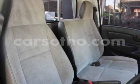 Acheter Occasion Voiture Hyundai H200 Blanc à Maseru, Maseru Acheter Occasion Voiture Hyundai H200 Blanc à Maseru, Maseru