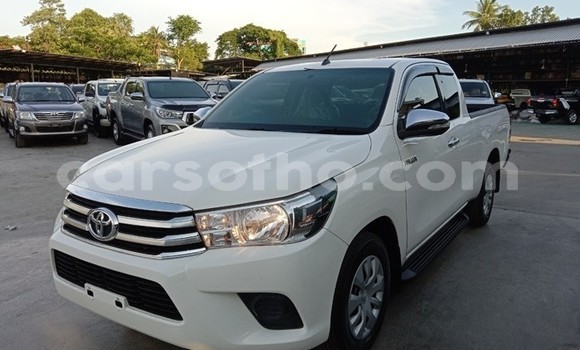 اشتري مستعمل Toyota Hilux White سيارة في Maseru في Maseru اشتري مستعمل Toyota Hilux White سيارة في Maseru في Maseru