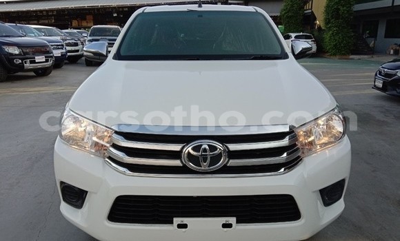 اشتري مستعمل Toyota Hilux White سيارة في Maseru في Maseru اشتري مستعمل Toyota Hilux White سيارة في Maseru في Maseru