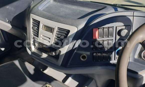 Acheter Occasion Utilitaire DAF CF Blanc à Maseru, Maseru Acheter Occasion Utilitaire DAF CF Blanc à Maseru, Maseru