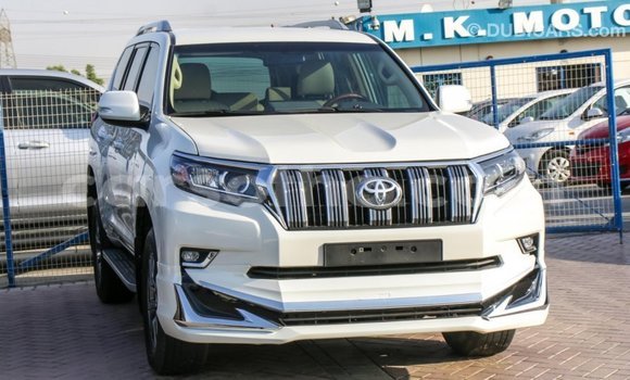 Acheter Import Voiture Toyota Prado Blanc à Import - Dubai, Maseru Acheter Import Voiture Toyota Prado Blanc à Import - Dubai, Maseru