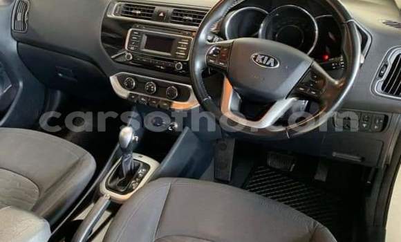 Acheter Occasion Voiture Kia Rio Blanc à Hlotse, Leribe Acheter Occasion Voiture Kia Rio Blanc à Hlotse, Leribe