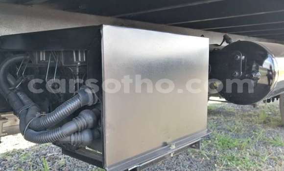 اشتري مستعمل Mitsubishi L400 White شاحنة في Maseru في Maseru اشتري مستعمل Mitsubishi L400 White شاحنة في Maseru في Maseru