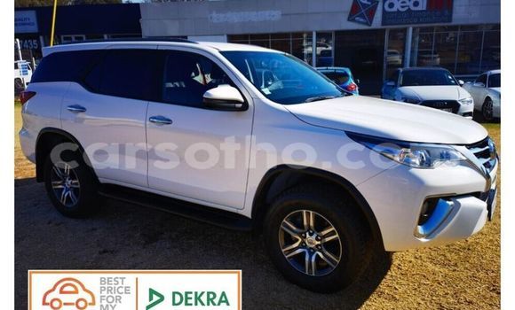 اشتري مستعمل Toyota Fortuner White سيارة في Maseru في Maseru اشتري مستعمل Toyota Fortuner White سيارة في Maseru في Maseru