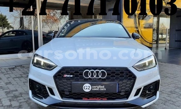 Acheter Occasion Voiture Audi RS5 Blanc à Maseru, Maseru Acheter Occasion Voiture Audi RS5 Blanc à Maseru, Maseru