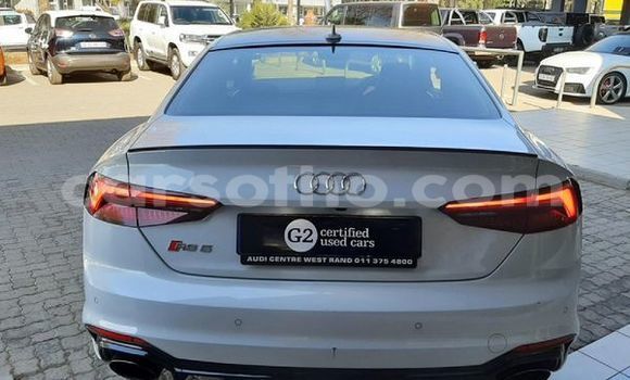 Acheter Occasion Voiture Audi RS5 Blanc à Maseru, Maseru Acheter Occasion Voiture Audi RS5 Blanc à Maseru, Maseru