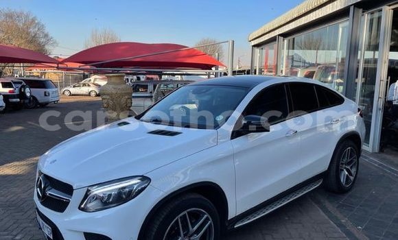 Acheter Occasion Voiture Mercedes-Benz GLE Blanc à Maseru, Maseru Acheter Occasion Voiture Mercedes-Benz GLE Blanc à Maseru, Maseru
