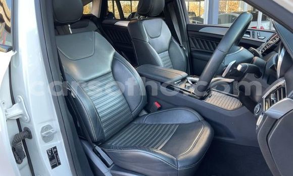 Acheter Occasion Voiture Mercedes-Benz GLE Blanc à Maseru, Maseru Acheter Occasion Voiture Mercedes-Benz GLE Blanc à Maseru, Maseru