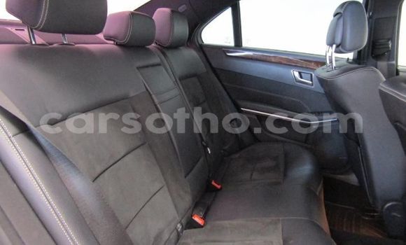 Buy Used Mercedes-Benz E200 White Car in Maseru in Maseru Buy Used Mercedes-Benz E200 White Car in Maseru in Maseru