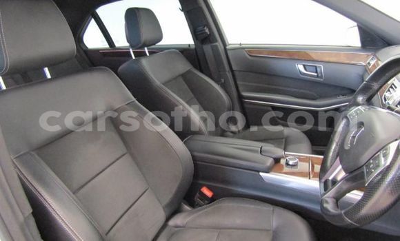 Buy Used Mercedes-Benz E200 White Car in Maseru in Maseru Buy Used Mercedes-Benz E200 White Car in Maseru in Maseru