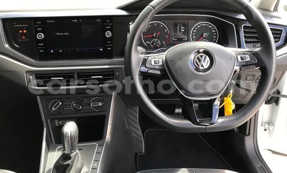 اشتري مستعمل Volkswagen Polo White سيارة في Butha Buthe في Butha-Buthe اشتري مستعمل Volkswagen Polo White سيارة في Butha Buthe في Butha-Buthe