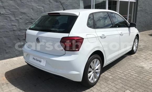 اشتري مستعمل Volkswagen Polo White سيارة في Butha Buthe في Butha-Buthe اشتري مستعمل Volkswagen Polo White سيارة في Butha Buthe في Butha-Buthe