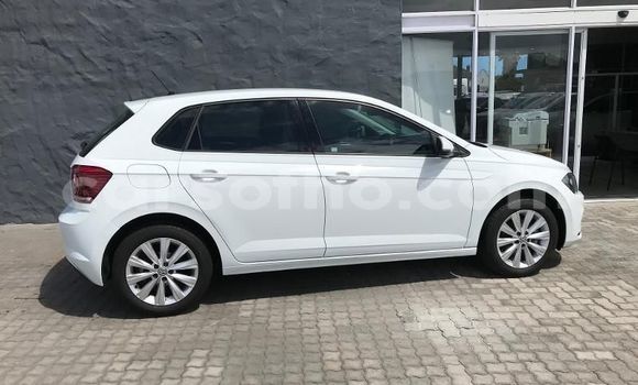 اشتري مستعمل Volkswagen Polo White سيارة في Butha Buthe في Butha-Buthe اشتري مستعمل Volkswagen Polo White سيارة في Butha Buthe في Butha-Buthe