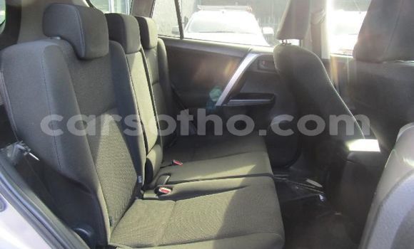 Buy Used Toyota RAV4 Silver Car in Butha Buthe in Butha-Buthe Buy Used Toyota RAV4 Silver Car in Butha Buthe in Butha-Buthe