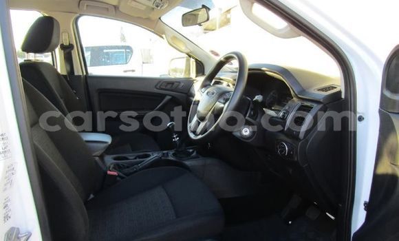اشتري مستعمل Ford Ranger White سيارة في Hlotse في Leribe اشتري مستعمل Ford Ranger White سيارة في Hlotse في Leribe