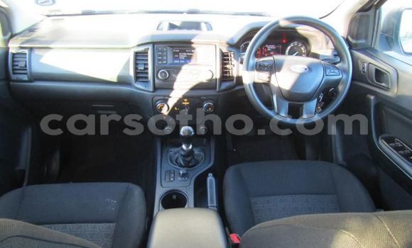 اشتري مستعمل Ford Ranger White سيارة في Hlotse في Leribe اشتري مستعمل Ford Ranger White سيارة في Hlotse في Leribe