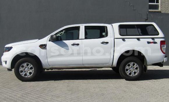 اشتري مستعمل Ford Ranger White سيارة في Hlotse في Leribe اشتري مستعمل Ford Ranger White سيارة في Hlotse في Leribe