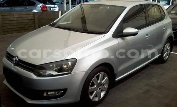 Sayi Na hannu Volkswagen Polo Silver Mota in Maseru a Maseru Sayi Na hannu Volkswagen Polo Silver Mota in Maseru a Maseru