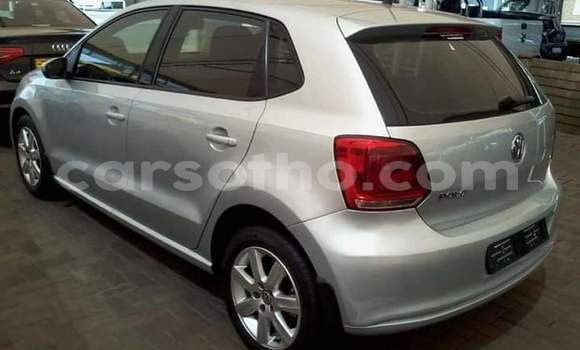Sayi Na hannu Volkswagen Polo Silver Mota in Maseru a Maseru Sayi Na hannu Volkswagen Polo Silver Mota in Maseru a Maseru