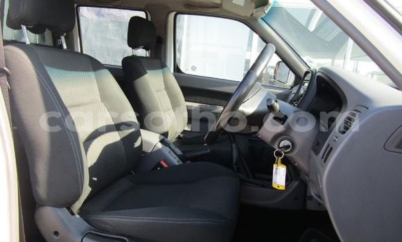 اشتري مستعمل Nissan NP 300 White سيارة في Butha Buthe في Butha-Buthe اشتري مستعمل Nissan NP 300 White سيارة في Butha Buthe في Butha-Buthe